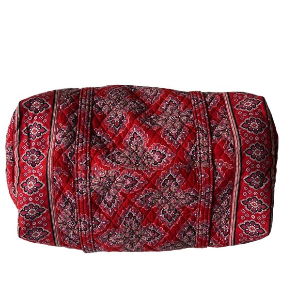 Vera Bradley Frankly Scarlet Duffel Bag Double Handle Quilted Pocket On Side Zip - Picture 3 of 12